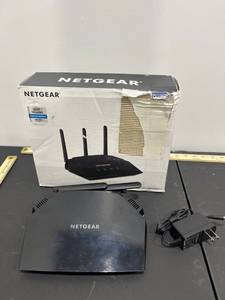 lot 1006 image: NETGEAR WiFi Router (R6330) - AC1600 Dual Band Wireless Speed (up to 1600 Mbps)  Up to 1200 sq ft Coverage & 20 Devices  4 x 1G Ethernet and 1 x 2.0 USB Ports (R6330-1AZNAS) (B082N5N3R1) (Used - Unable to Test Sold As-Is)