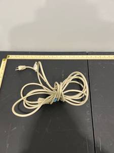 lot 1015 image: 20 White Extension Cord (Tested Works)