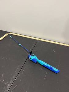 lot 1036 image: Zebco Kids Splash Floating Spincast Reel and Fishing Rod Combo, 29-Inch 1-Piece Fishing Pole, Size 20 Reel, Right-Hand Retrieve, Pre-Spooled with 6-Pound Cajun Line, Blue (Tape is on the Rod to Hold the Line) (Works Great)