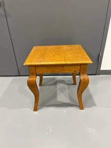 lot 1054 image: Wooden End TableSide Table (Dimensions in the Pictures)