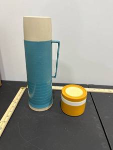 lot 1055 image: Thermos Filler 24F, Stopper 722, Cup 84A73, & Isulator Jar #11553