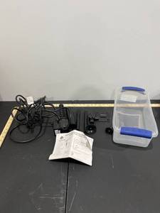 lot 1059 image: Beckett Pond Pump (Everything There Except the Black Foam Filter) Powers On