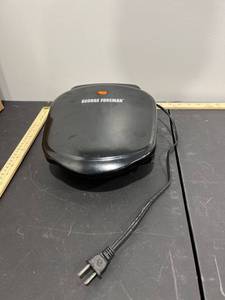 lot 1070 image: George Foreman Grill Model GR10B
