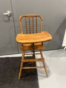 lot 1120 image: Vintage Wooden High Chair