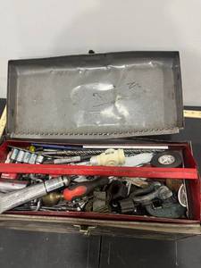 lot 1140 image: Craftsman Tool Box wBundle of Tools Inside