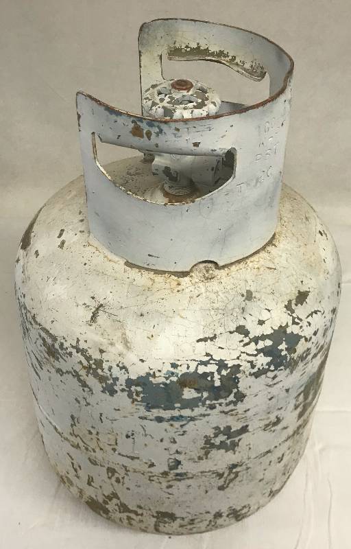 lot 1031 image: Propane Bottle