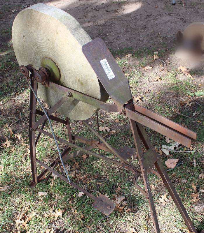 lot 4362 image: Vintage - Pedal Type Sharpening Stone - Seat Included See photos