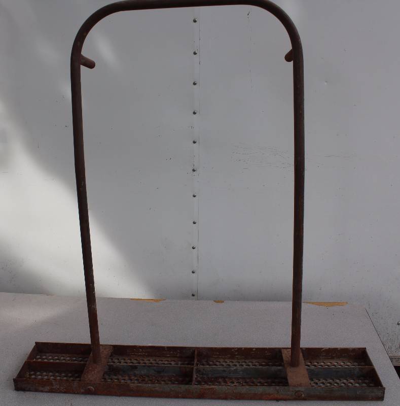lot 4365 image: Sand Tamp Tamper Down - 3 x 7