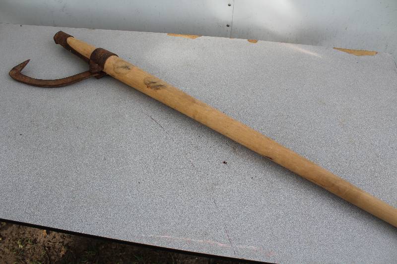 lot 4369 image: Log Roller w wood handle - UE&MCO CHICAGO STAR