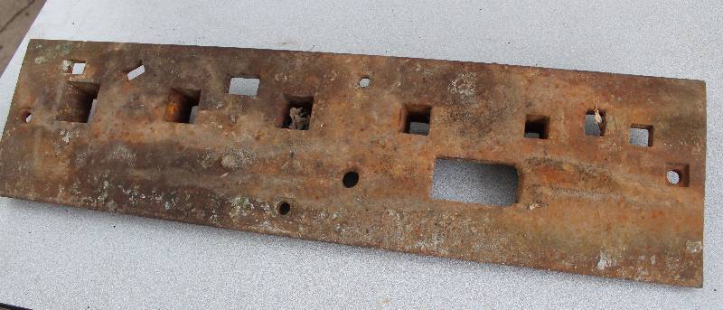 lot 4382 image: Stake Plate - 2.5 ft long - see photos - WOW