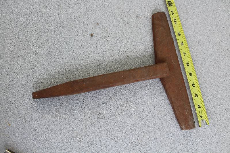 lot 4393 image: Vintage Blacksmith  Tin Smith Forming Stake - see photos