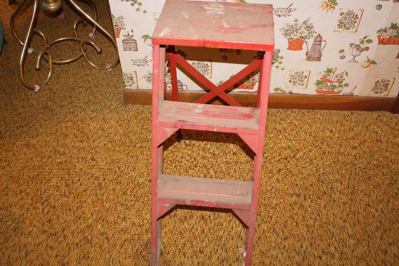 lot 4445 image: Red Step Stool - Folding, small ladder