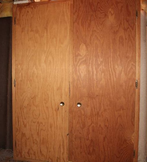 lot 4456 image: Wooden Storage Cabinet - Plus Contents See Photo