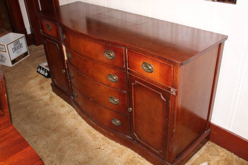 lot 4491 image: Wood Buffet - 62 long - 6 drawers and 2 doors of storage