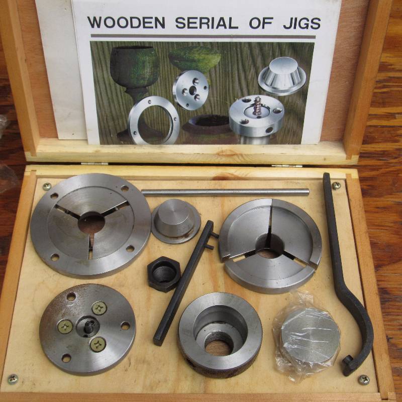 lot 6003 image: Wood Lathe Chuck Accessory Kit