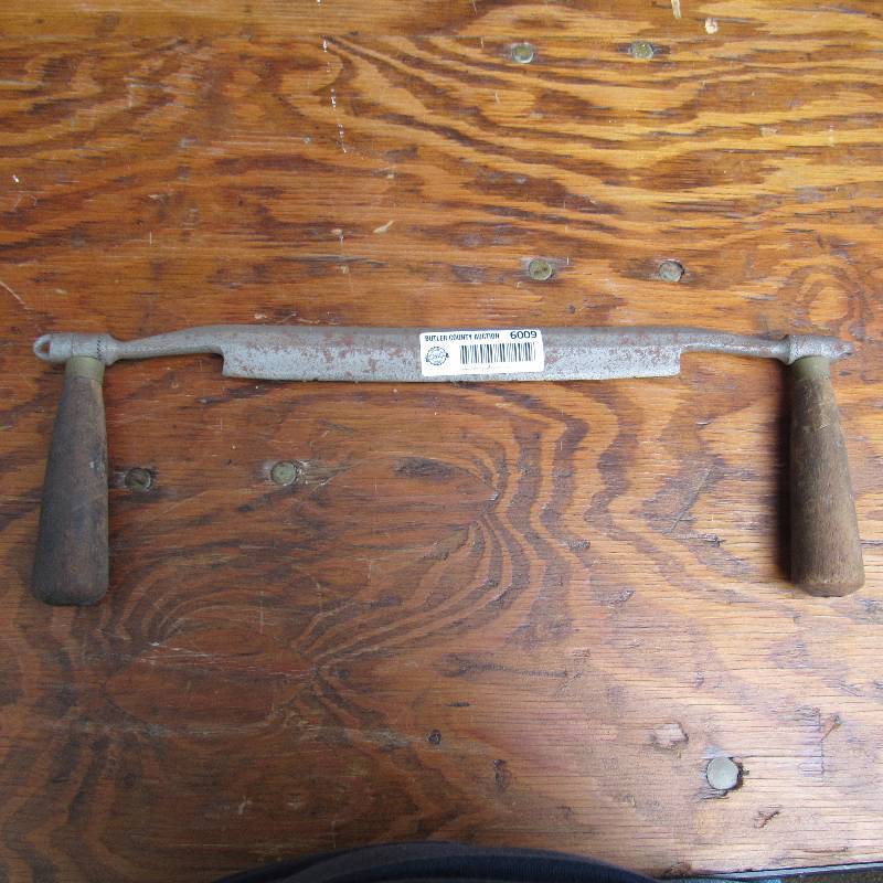 lot 6009 image: Draw Knife w pitch adjustable handles