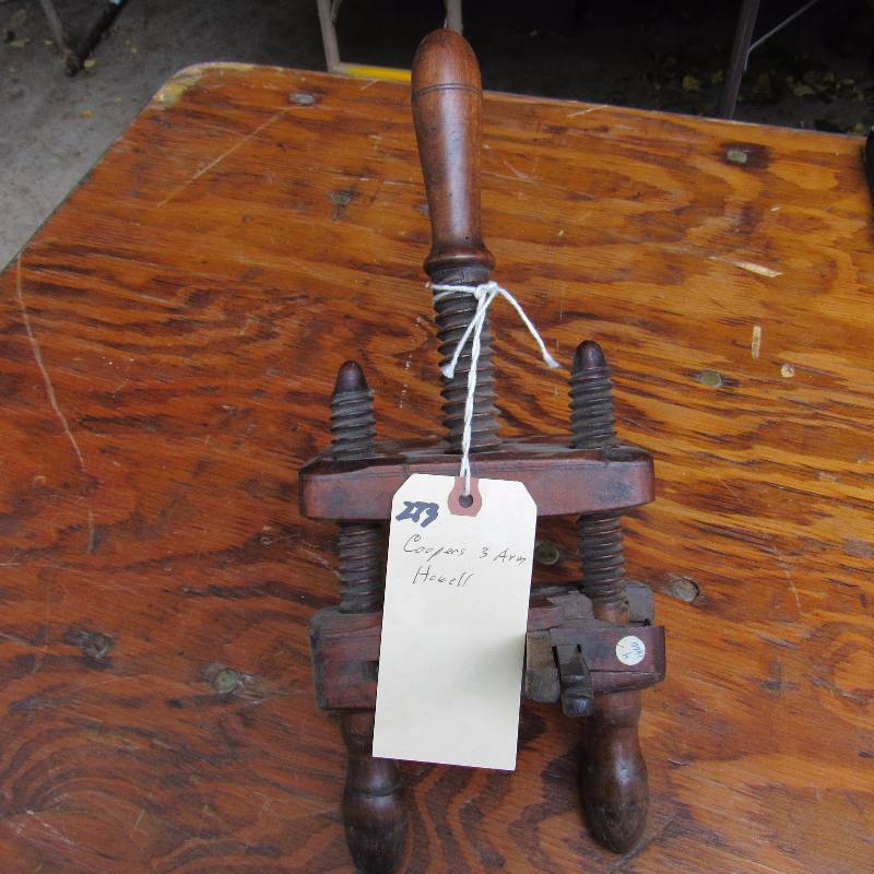 lot 6013 image: Old Woodworkers Clamp - Tag says Coopers 3 Arm Howell (take a look on inspection day We arent sure if the tag is accurate)