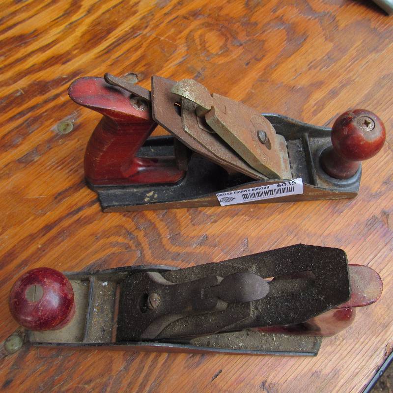 lot 6035 image: Lot of 2 Wood Planes - Clamp is Marked Millers Falls - Planes themselves are unmarked