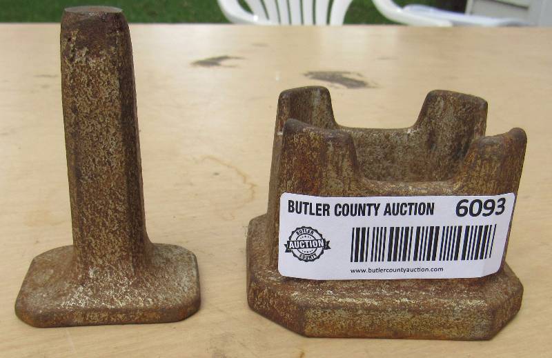 lot 6093 image: Small Press - Strike w hammer - no markings - makes a nugget