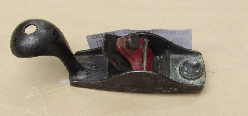 lot 6100 image: Small Plane - no markings - base is approx 3-14 long