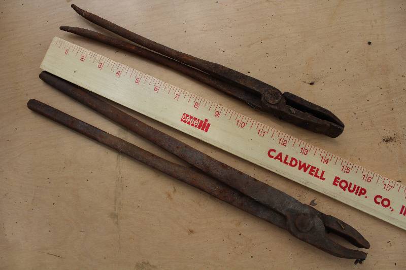 lot 2364 image: Lot of 2 - Vintage Tongs - Blacksmiths tools