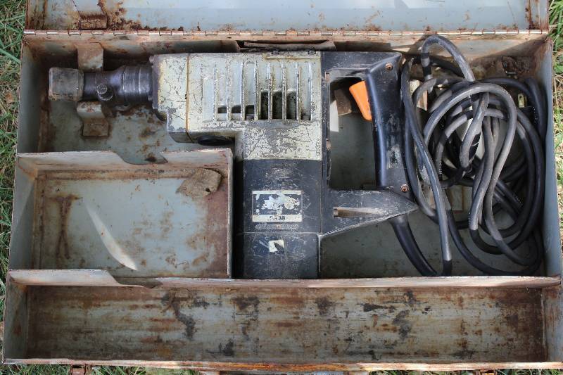 lot 2380 image: AEG Electric Hammer - Made in Germany w metal case - Untested due to lack of electricity on photo day.