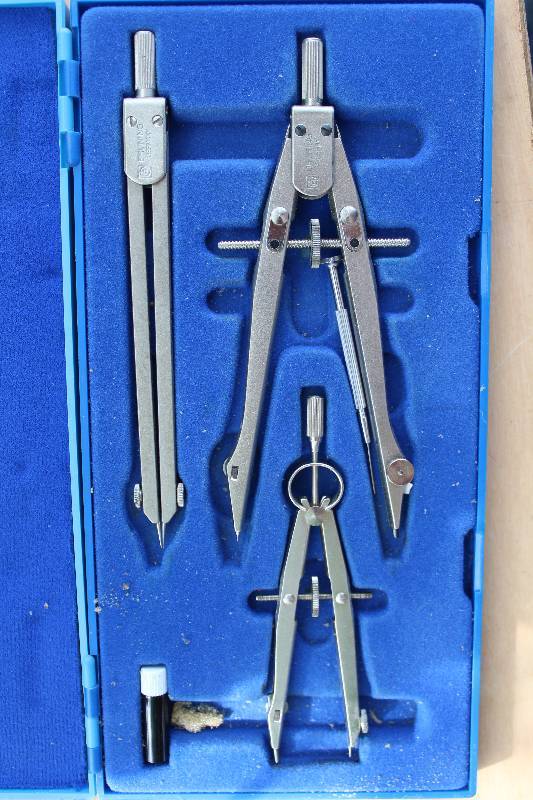 lot 2388 image: Drafting Set - BRUNING Germany - M# 64-190 in case Clean