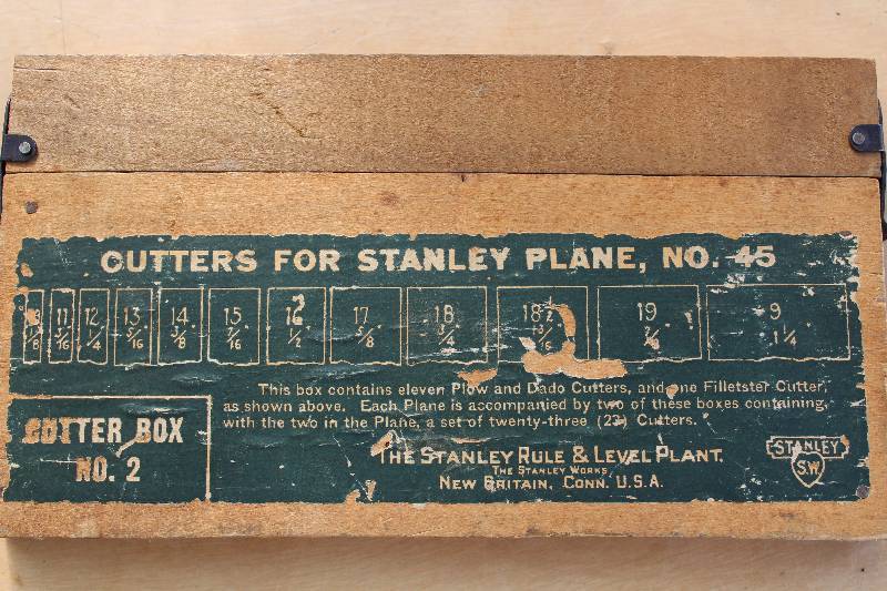 lot 2406 image: CUTTER BOX No. 2 - Box of Cutters for STANLEY Planes No. 45 - Neat Wooden Box See photo - Rare