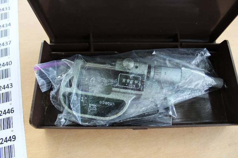 lot 2420 image: Micrometer - NSK - 0-1 in case