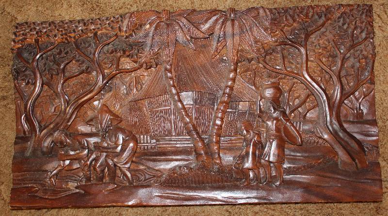 lot 4732 image: Wood Carving to hang on wall - Very Detailed - 30 x 15-12 - Awesome