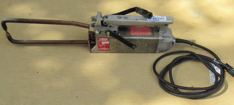 lot 4630 image: Dayton Portable Spot Welder M# 2Z543