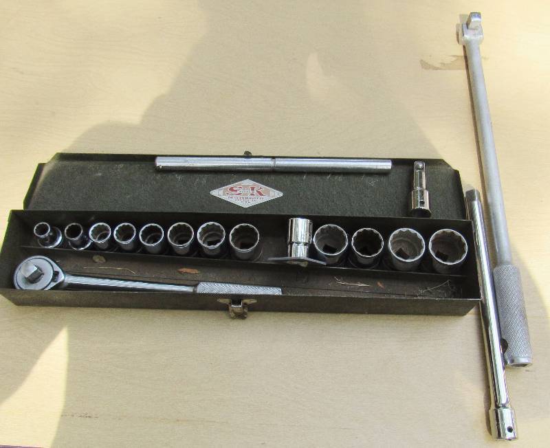 lot 4642 image: Socket Set 38 SK - w breakover bar, 2 extensions and from 716 to 1-18