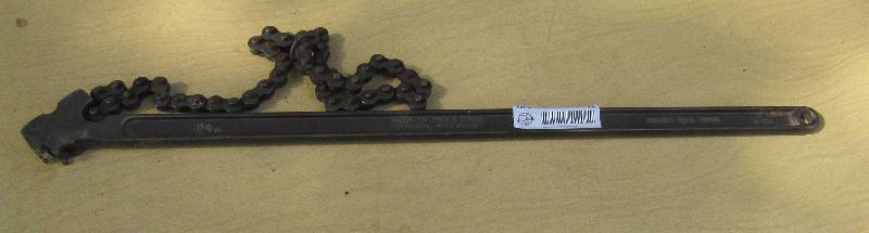 lot 4648 image: Snap-On Blue Point 24 Chain Wrench M# CW24