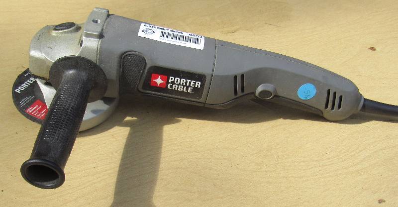 lot 4651 image: Porter Cable Angle Grinder