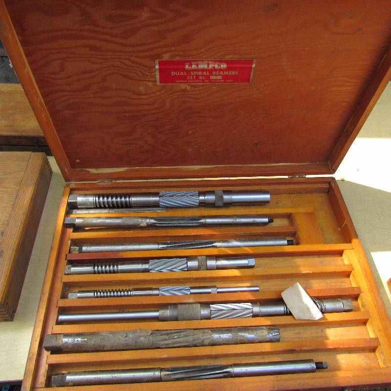 lot 4665 image: Spiral Reamers Set # 21 in a wood case