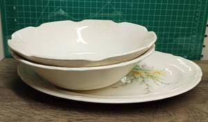 lot 5010 image: Lot Of 2 Vintage Ceramic Bowls And A 12 Ceramic Floral Serving Platter