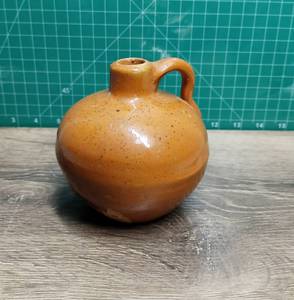 lot 5020 image: Vintage Great Smoky Mountains Little Brown Moonshine Jug, 5 Tall