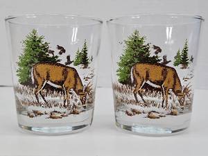 lot 370 image: 2 Libby White Tail Deer Lowball Whisky Glasses