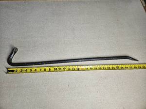 lot 5061 image: 29 Crowbar