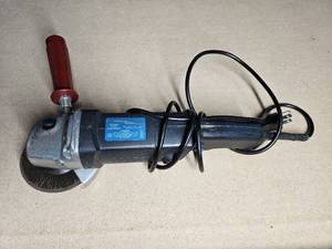 lot 5063 image: Power Glide 4.5 Angle Grinder