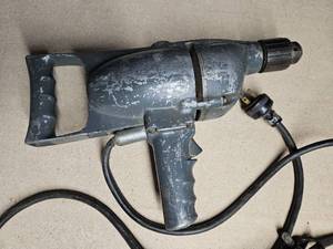 lot 5074 image: Vintage Millers Falls Company Model 49 Dyno-Mite Cat. 912 Drill 425 RPM 3 Amp - Works