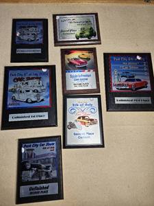 lot 5081 image: Large Lot of Park City Car Show Award Plaques