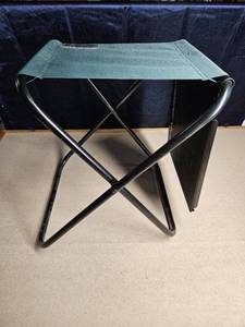 lot 5092 image: Slumberjack Folding StoolTable Combo 13x13x17