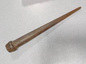 lot 5118 image: Vintage Klein Tools 3255 Broad-Head Bull Pin, 1-14-Inch