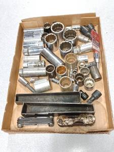 lot 5123 image: Lot of Miscellaneous Sized & Brands of Sockets & Other Tools