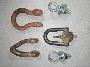 lot 5139 image: 5 Commercial Material Handling Eye Bolts and Hoist Ring