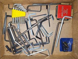 lot 5146 image: Flat of AllenHex Wrenches