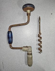 lot 5147 image: Vintage Hand Drill 15 With Bit 10