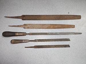 lot 5148 image: Lot of 5 Large Metal Files 10.5 to 18