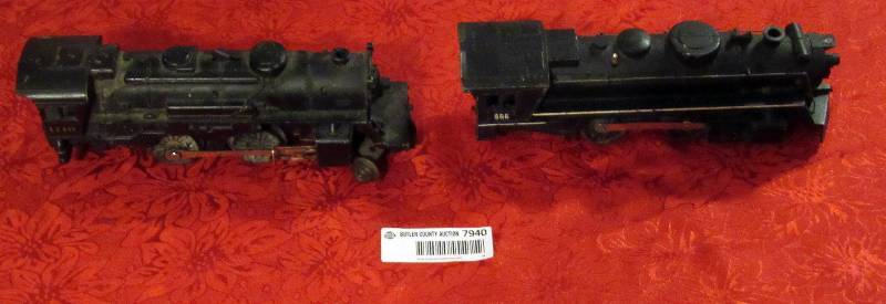 lot 7940 image: Lot of 2 VINTAGE - Toy Trains - LIONEL - Metal Collectible Replicas No 110 Locomotive Made in USA, Great Condition